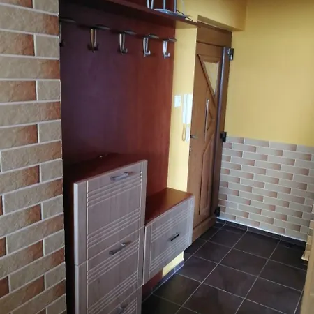 Monesz Apartman *